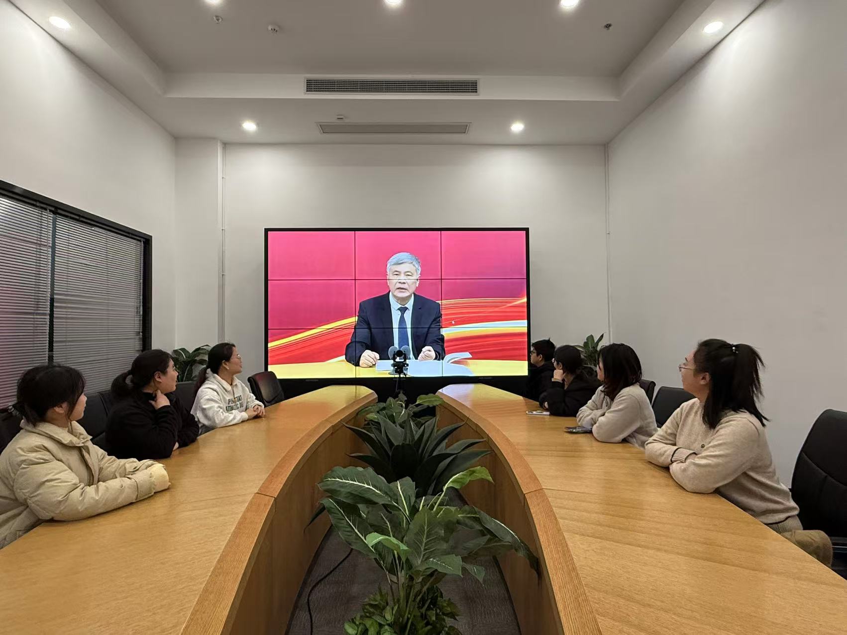 月博文创集团行政党支部开展“深入学习贯彻党的二十届三中全会精神”主题党日活动